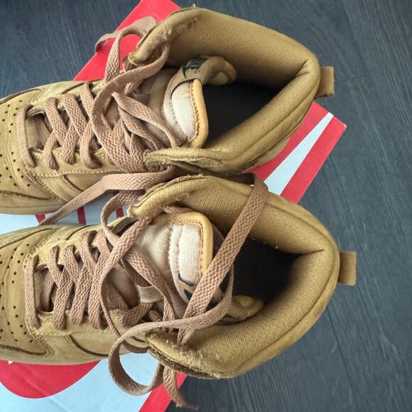 NIKE BROWN DUNK HIGH PREMIUM SIZE 6.5 WOMENS * - Picture 4 of 12